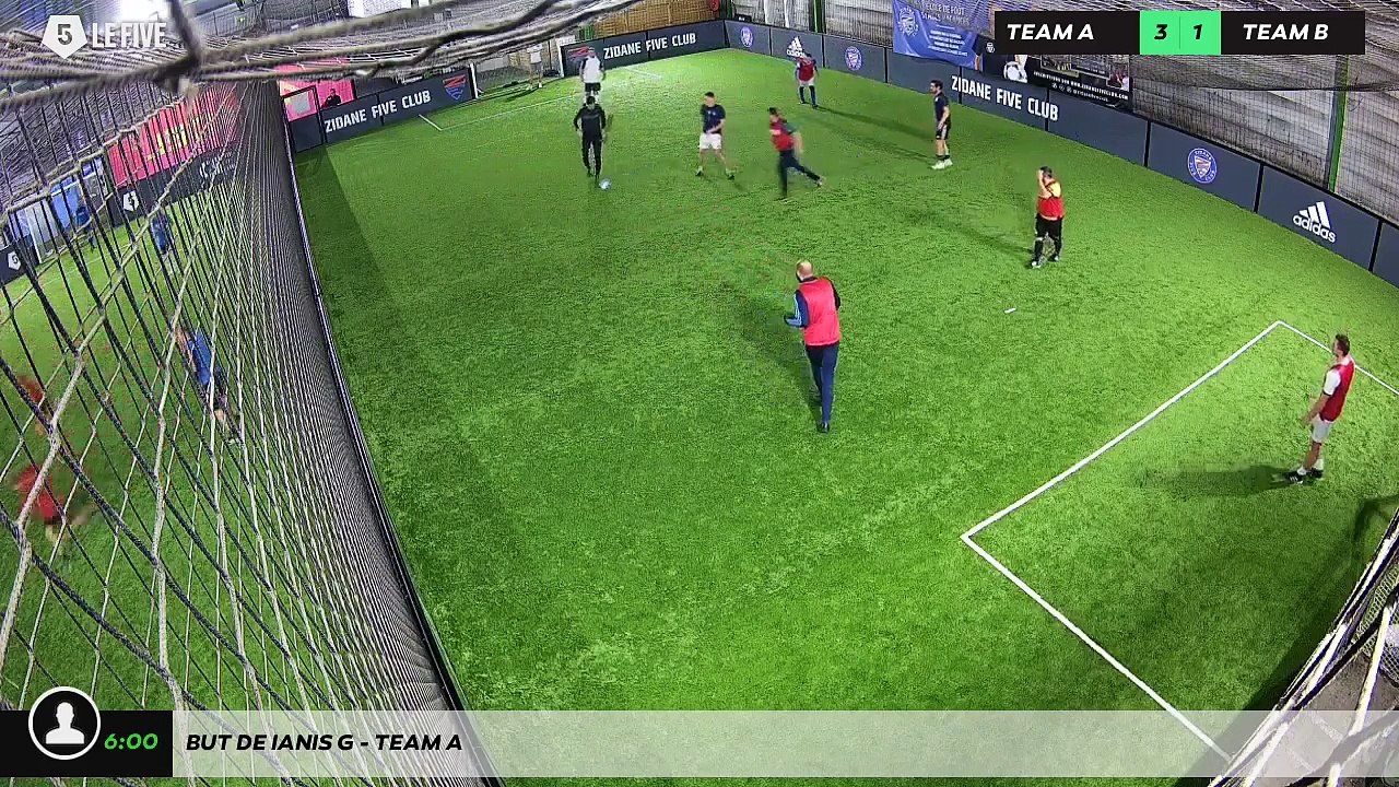 But de Ianis G - Team A