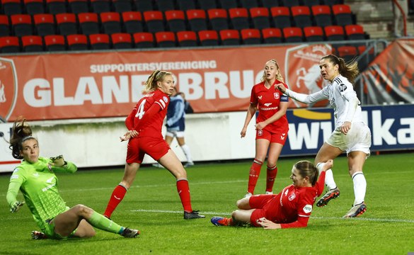 AR OOV REAL MADRID & WOLFSBURG 201124