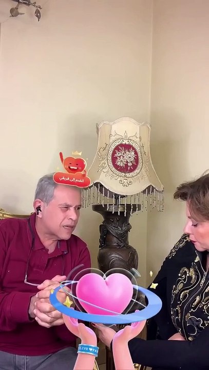 داعِم على تيك توك يهدي توفيق عكاشة  أسد  هدية