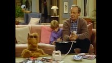 ALF 01x06, Sólo para tus Ojos