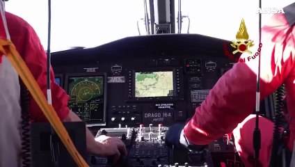 Gran Sasso, i Vigili del fuoco rimuovono in quota il bivacco Bafile