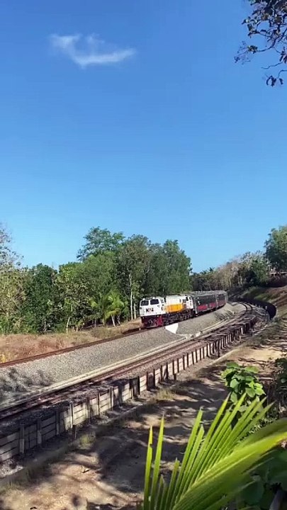 Tikungan Masih Kenceng