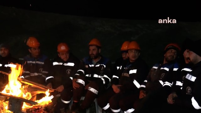 Hava sıcaklığının 5 derecenin altına düştüğü Nallıhan'da madenci eylemi sürüyor