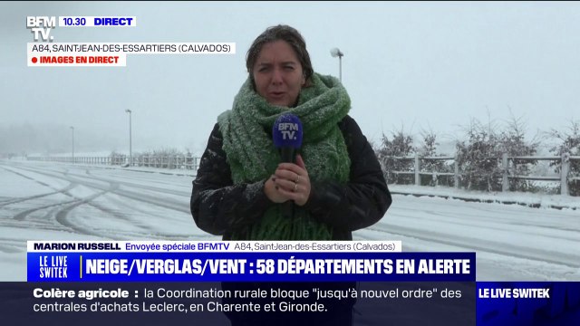 Normandie: la neige continue de tomber sur l'autoroute A84, dans le Calvados