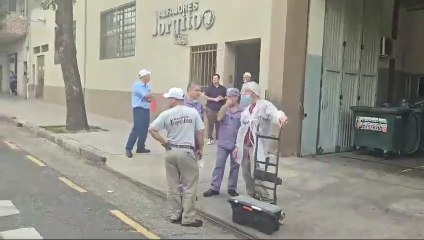 Trabajadores de la fábrica de alfajores Jorgito contuvieron un incendio: hay 80 evacuados y uno asistido con oxígeno