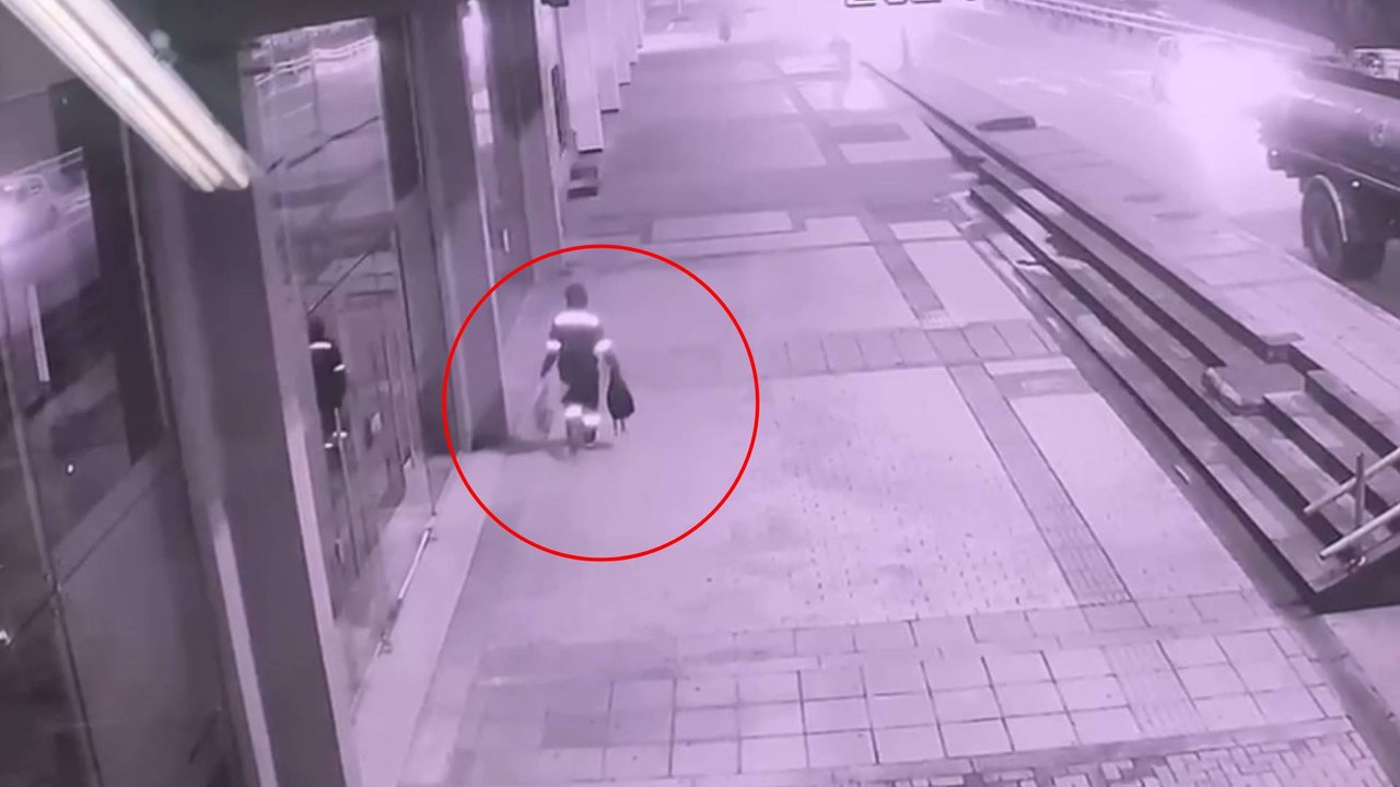 Revelan video del momento exacto de la instalación del explosivo dirigido al Inpec en Bogotá	 Revelan video del momento exacto de la instalación del explosivo cerca del Inpec en Bogotá