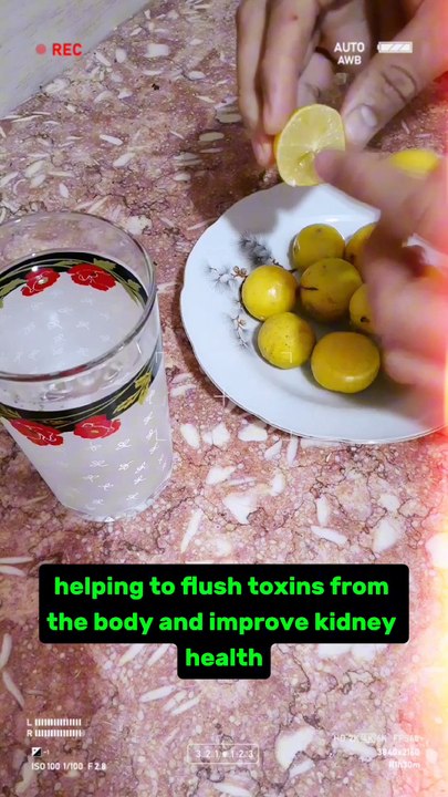 Start your day.. The benefits of lemon juice on an empty stomach