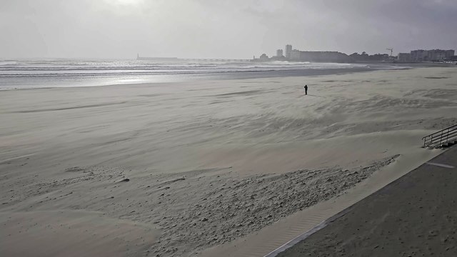 Tempête Caetano rivière de sable sur la Grande Plage des Sables d'Olonne