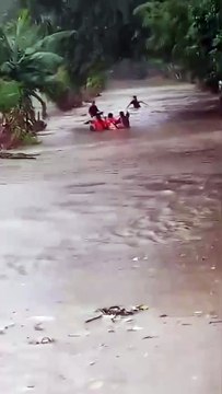 Temporal de lluvias deja comunidades incomunicadas en Honduras