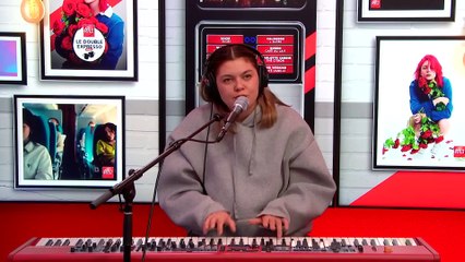 PÉPITE - Louane en live et en interview dans Le Double Expresso RTL2 (15/11/24)