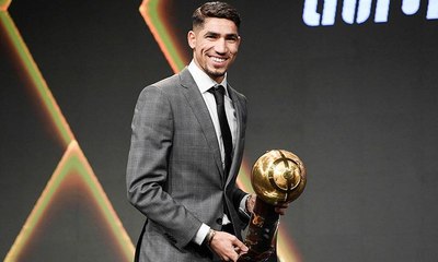 حكيمي وثلاثي مصري في صدارة الترشيحات لجوائز الكاف