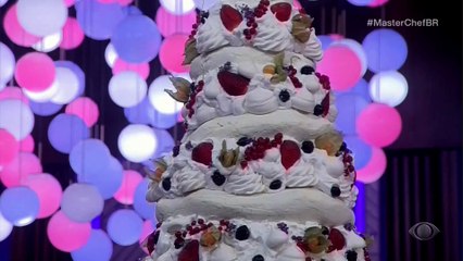 MasterChef Confeitaria tem prova de eliminação com torre de pavlova