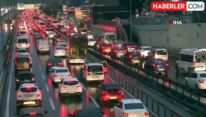 İstanbul'da Trafik Yoğunluğu Yüzde 90'a Ulaştı
