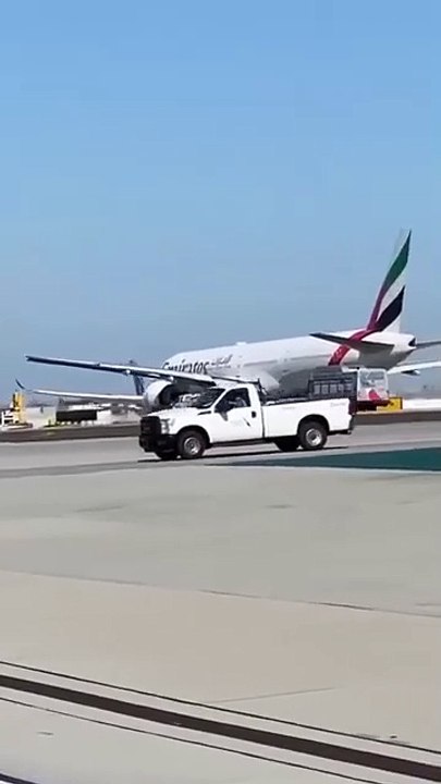 Qatar Airways A350  Takeoff 🛫🛫🔥🔥_shorts _ytshorts _youtubeshorts _youtube(360P)