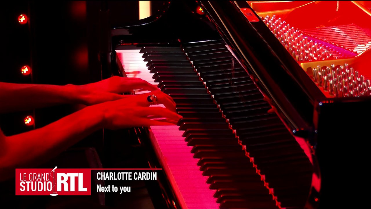 Charlotte Cardin - Next to you (Live) - Le Grand Studio RTL