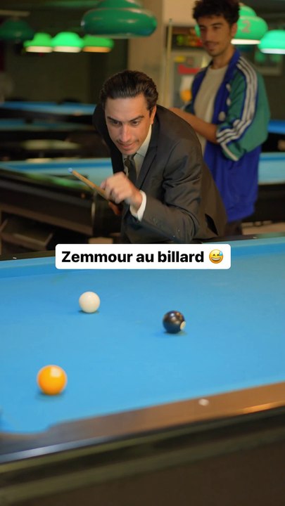 QUAND ZEMMOUR JOUE AU BILLARD
