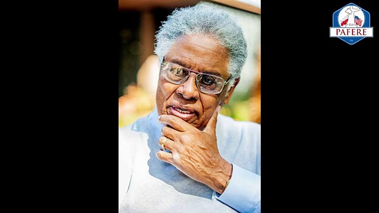 Kompleksowa analiza od czego zależy to że jesteśmy biedni albo bogaci - Thomas Sowell