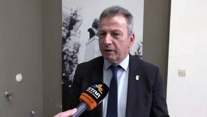 Δελμούζος: Κλειστή η εθνική οδός Αμφίσσης - Λιβαδειάς λόγω πτώσης βράχων