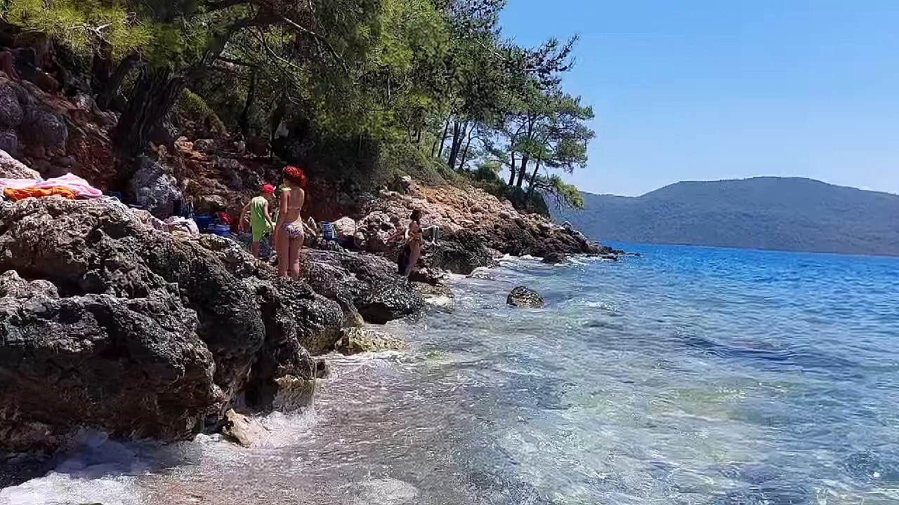 ÇAKILLI PLAJ MUĞLA AKYAKA