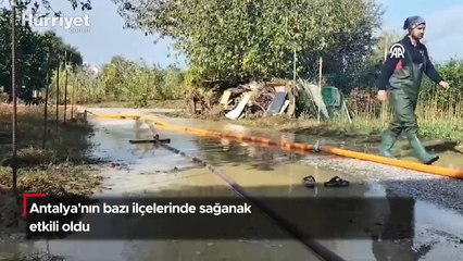 Antalya'nın bazı ilçelerinde sağanak etkili oldu