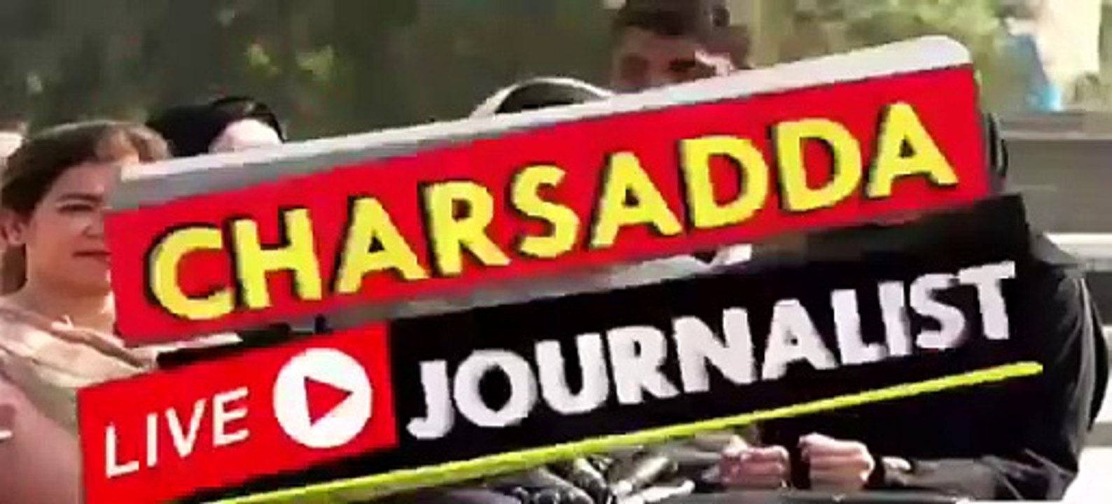 “عمران خان کا پیغام ہے: پاکستانیوں کو ہر حال میں 24 نومبر کو اپنی آزادی کے لیے نکلنا ہو گا! میرے اوپر دو قاتلانہ حملے ہوئے، چار گولیاں لگیں، میں اقتدار کے لیے نہیں بلکہ قوم کی آزادی کے لیے لڑ رہا ہوں!” - علیمہ خان  #چلو_چلو_اسلام_آباد_چلو #حق_کی_جیت_ہو_گی