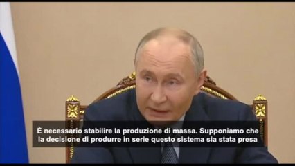 Putin ordina la produzione in serie del missile ipersonico Oreshnik