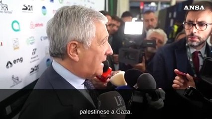 Tajani: "In viaggio 15 tir con aiuti per la popolazione palestinese"
