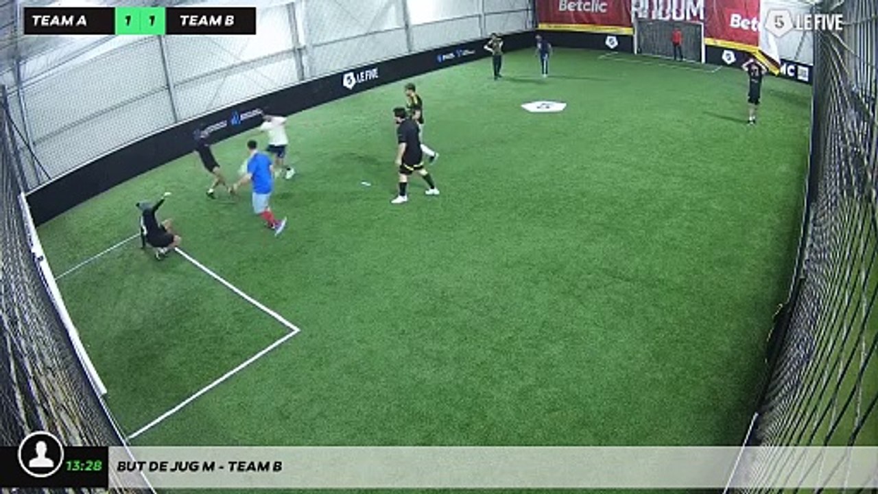 But de Jug M - Team B