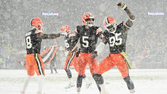 Jameis Winston's Electrifying Game Performance Detailed