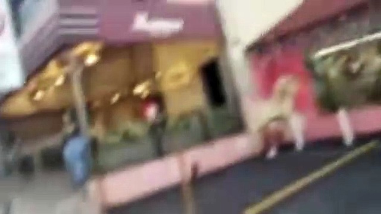 Carro atinge cinco motos e um Audi na região sul de Londrina