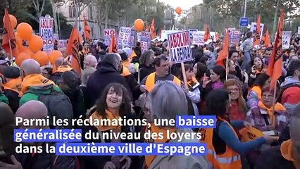 Barcelone: des milliers de manifestants contre le prix des logements