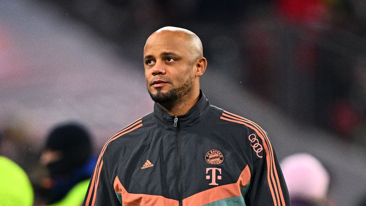Kompany scherzt über Hoeneß-Aussage: 'Vielleicht weiß er es besser'