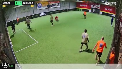 Cedeo - Debard Automobile 22/11 à 22:53 - Football Terrain 1 (LeFive Pau)