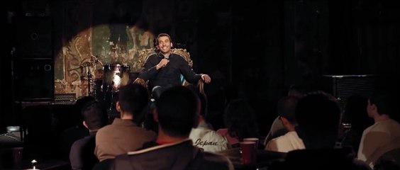 Mustapha El Atrassi - Sans Modération | movie | 2017 | Official Clip