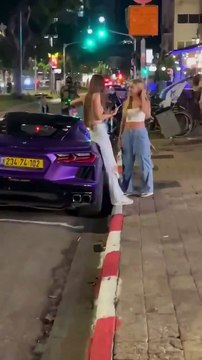 He's so childish 😂😂, but stop leaning on other people's cars