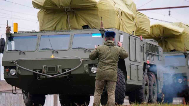 ビデオ: ベラルーシがロシア製防空システム「トールM2K」第7バッテリーを受領