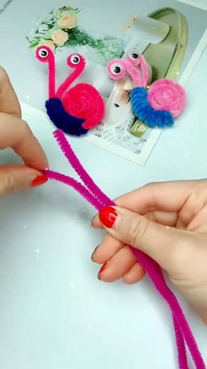 Easy craft ideas/ Miniature craft /Paper craft/How to make / DIY/School project/ Art and craft Kidz