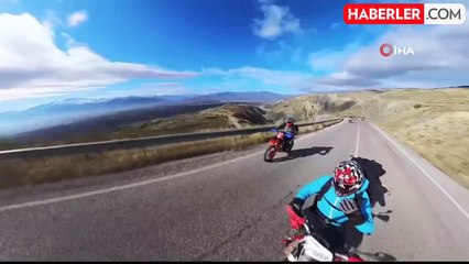 Erzincan'da 3 Bin 549 Metrede Buz Pateni Keyfi