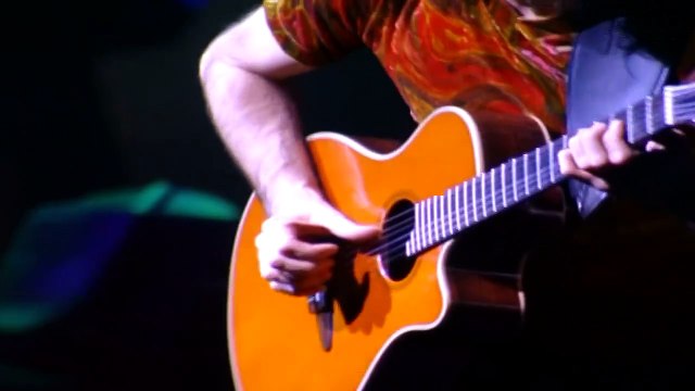 SIMPLY RED — So Beautiful (Live At Nymex Arena) | Simply Red Greatest Video Hits