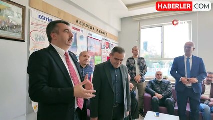 Bursa'da 42 yıllık öğretmen alkışlarla emekliliğe uğurlandı