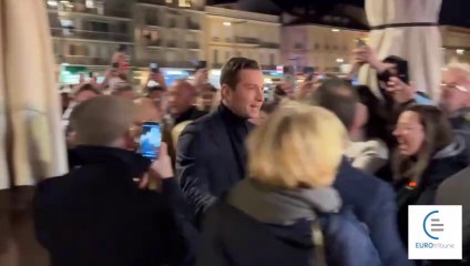 Jordan Bardella en dédicace à Sète 📝