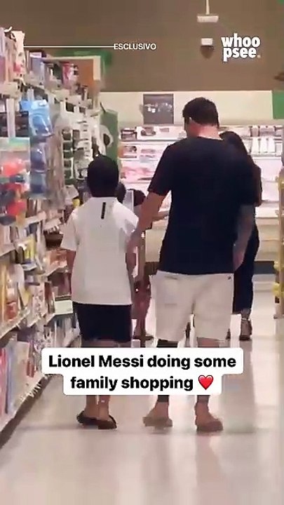 Lionel Messi was spotted at a Public Miami shopping with e)