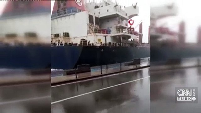 Beykoz'da sürüklenen gemi kıyıya çarpmaktan son anda kurtuldu