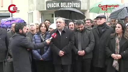 CHP heyeti Ovacık’ta açıklama yapıyor. Sezgin Tanrıkulu  “Bu karar yarın öbür gün yine sandıkta yırtıp atacağımız bir karar olacak.”