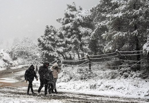 İstanbul'un Anadolu Yakası ve Aydos Ormanı'nda kar güzelliği