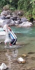 Cast Net Fishing in Nepal | Himalayan Trout Fishing with Handmade Cast Net | Asala Fishng |