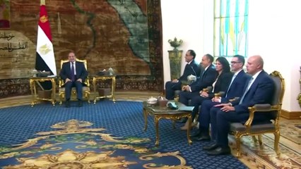 الرئيس عبد الفتاح السيسي يستقبل رئيس المنتدى الاقتصادي العالمي ويجتمع برئيس الوزراء ووزير الاستثمار