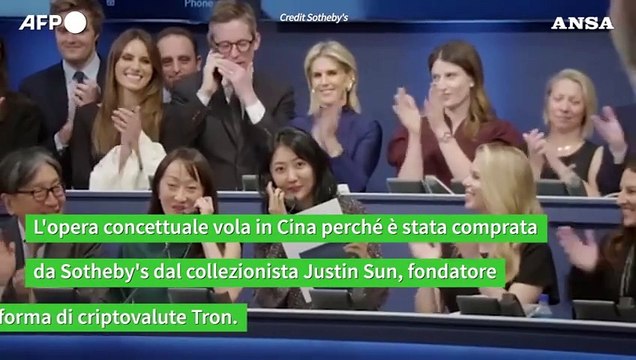 La banana di Cattelan venduta a oltre 6 milioni di dollari