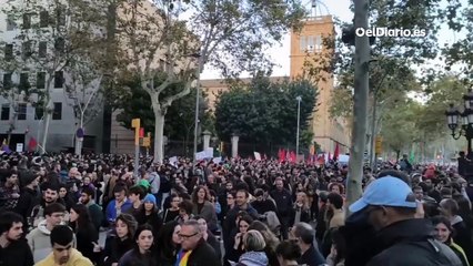 Masiva manifestación en Barcelona por el derecho a la vivienda: "Se acabó, bajemos los alquileres"