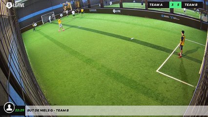 But de Niels G - Team B